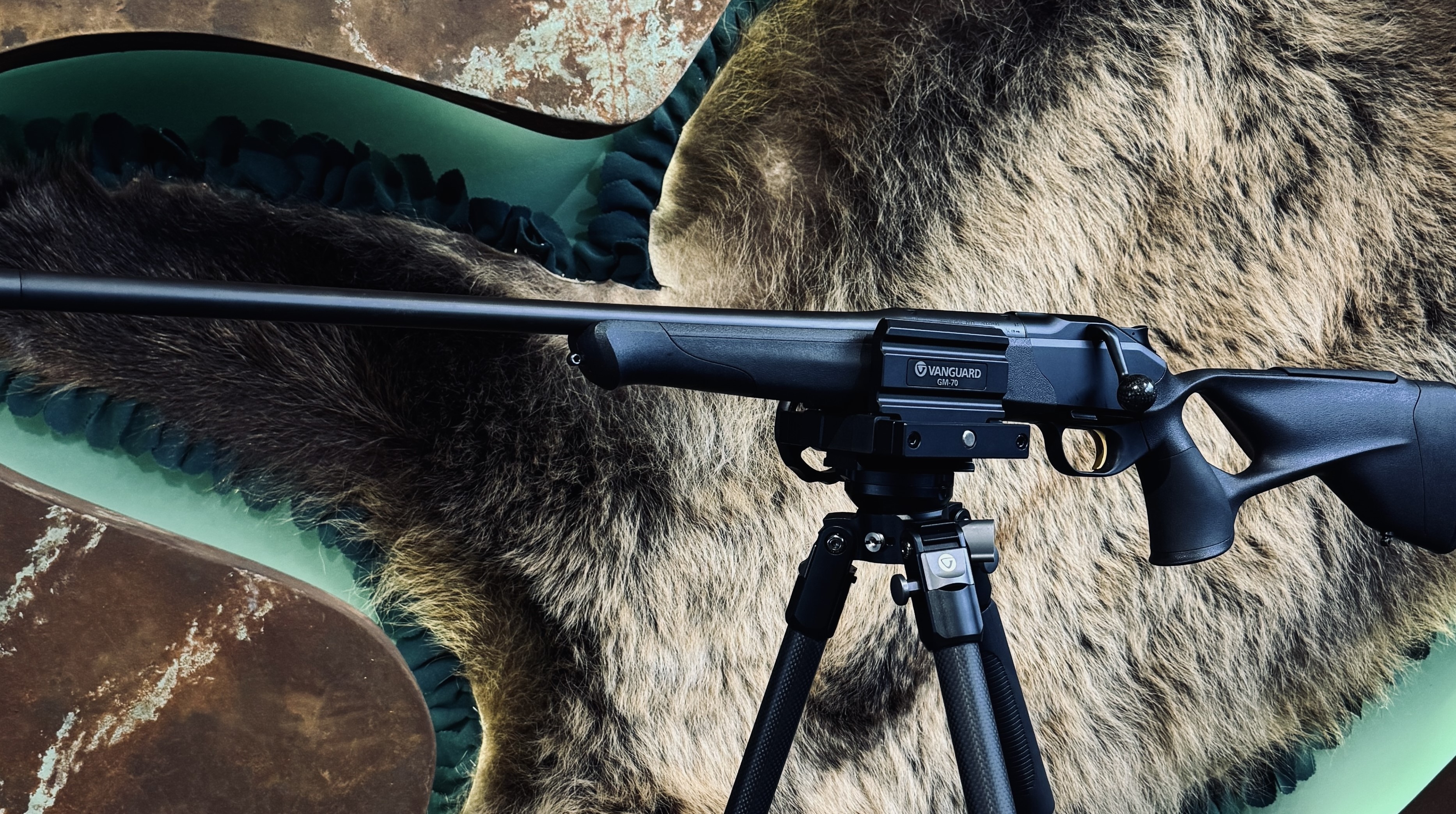 Blaser R8 Ultimate sa podesivom obrazinom 6.5 creedmoor ( za ljevaka )